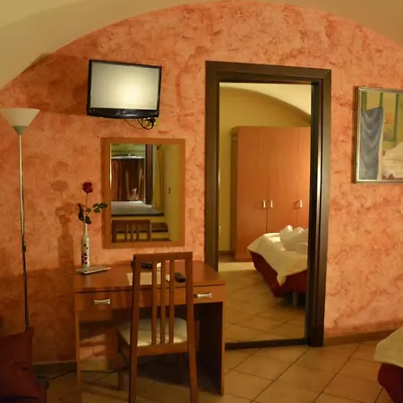 Donjon Castelbuono (Sicily)