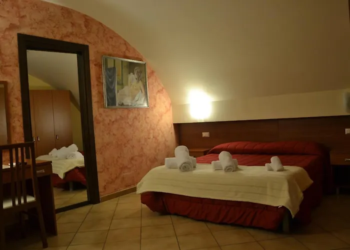 Donjon Centro קסטלבונו