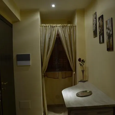 Donjon Centro Bed & Breakfast *