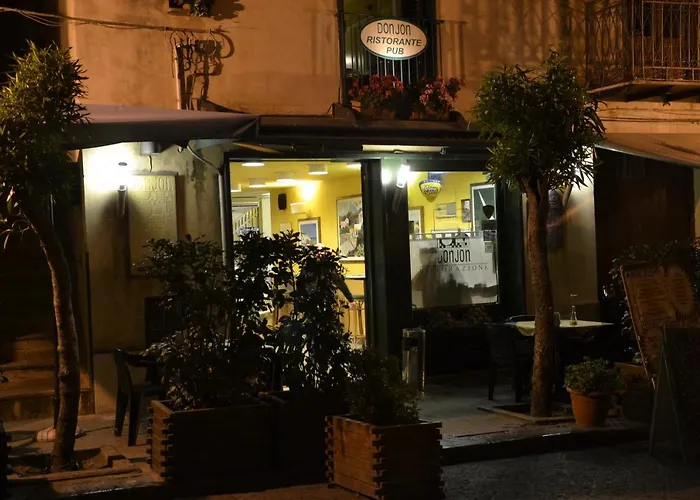 Donjon Centro 카스텔부오노