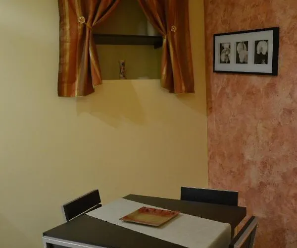 Donjon Centro B&B 카스텔부오노